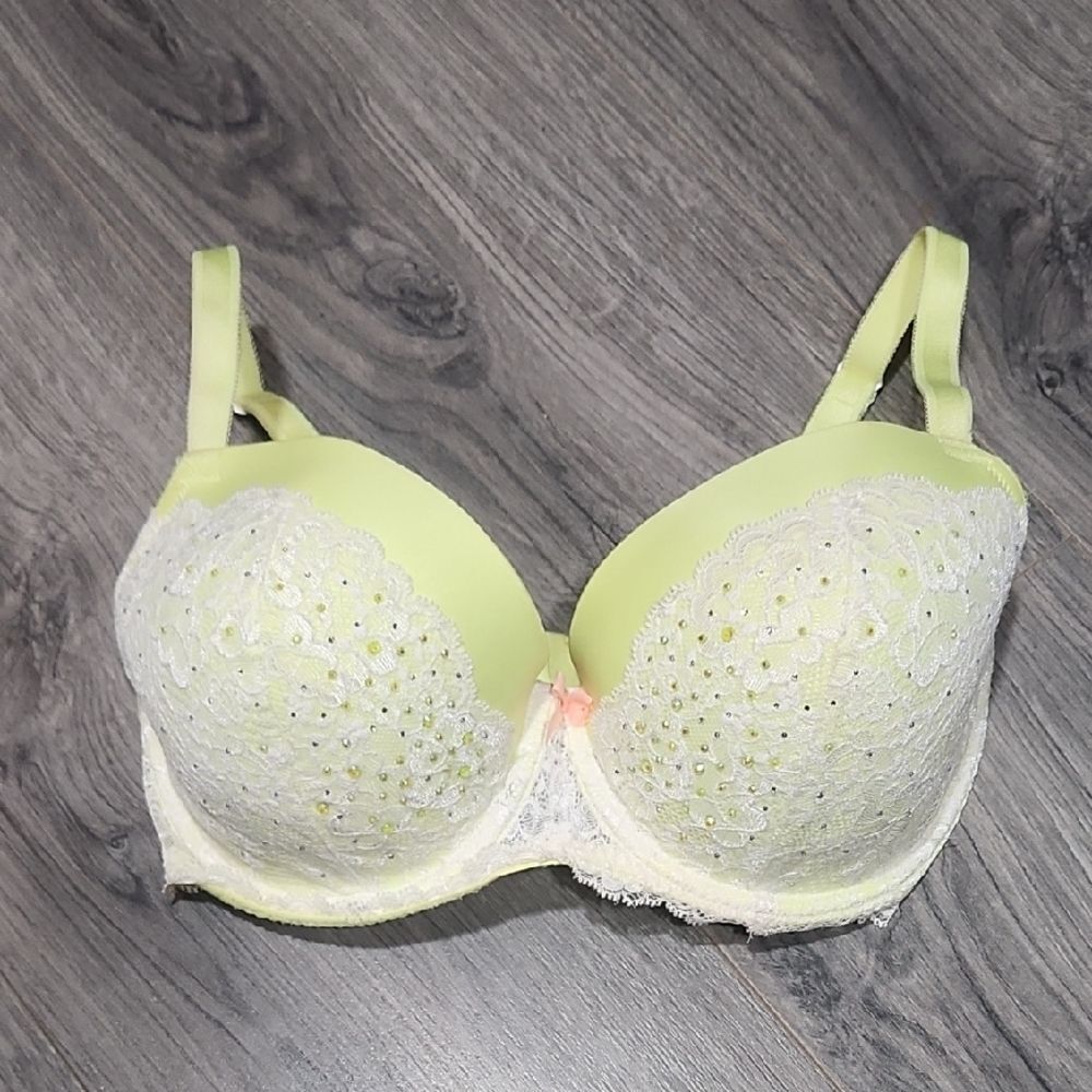 EUC Lemon Neon Yellow White Lace Glam VS Dream Angel Lined Demi Push Up Bra